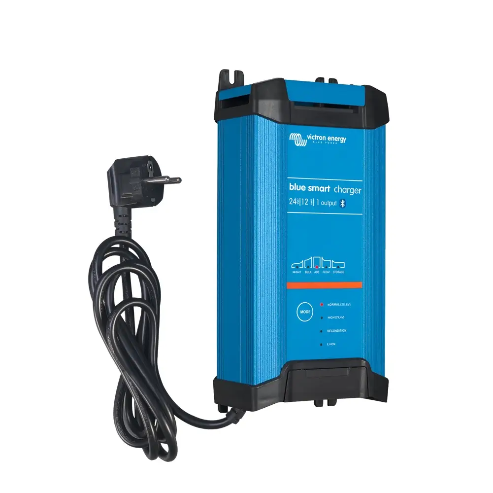 Blue Smart IP22 Charger 24V 12A (1) 230V (left-cable) Blue Smart IP22 Charger 24V 12A (1) 230V (left-cable)